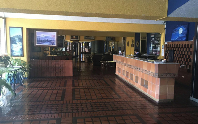 Savoy Inn