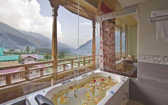 Snow Flakes Resort And Spa Centrally Heated Luxury Resort