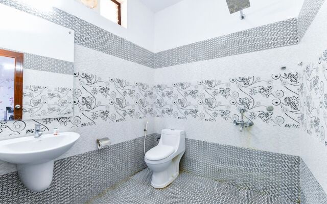 Oyo 37783 Kuwait Residency
