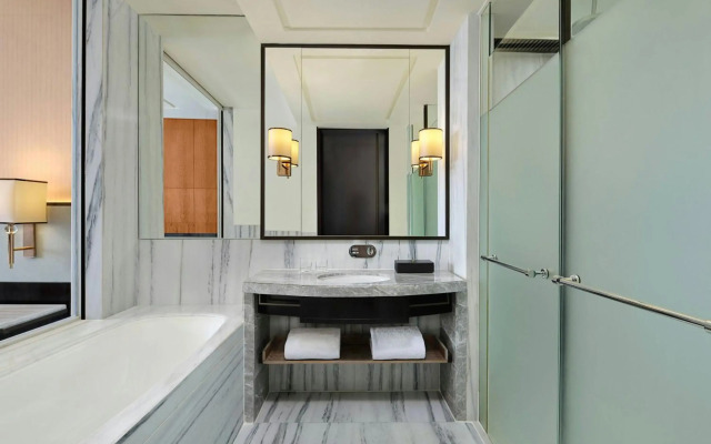 Sheraton Grand Jakarta Gandaria City Hotel
