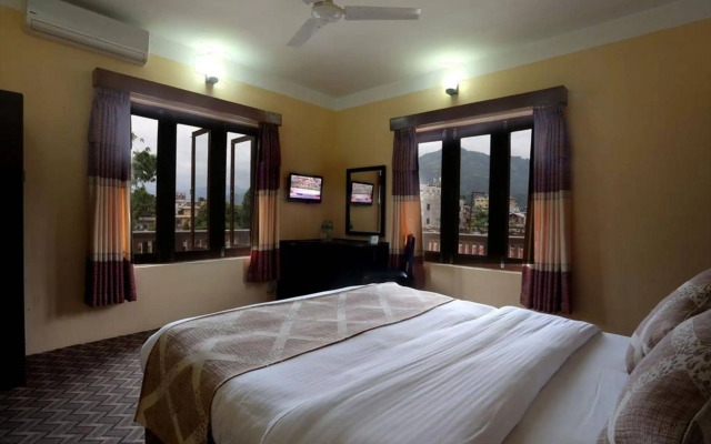 Hotel Peninsula