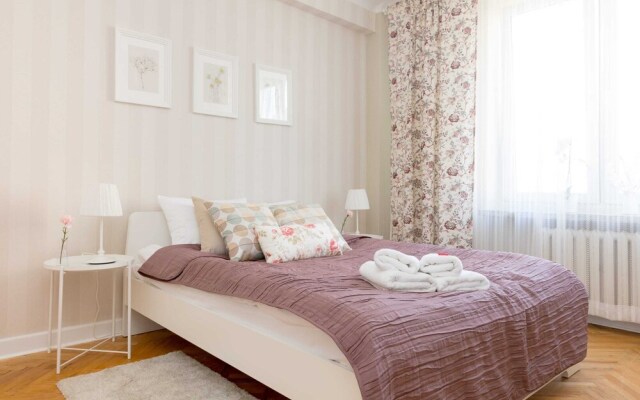 Chmielna Central Warsaw Lux Apartment