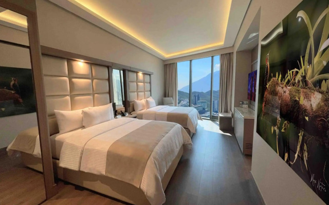 Safi Royal Luxury Metropolitan