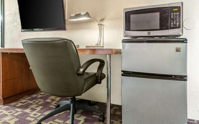 Econo Lodge Zanesville Downtown