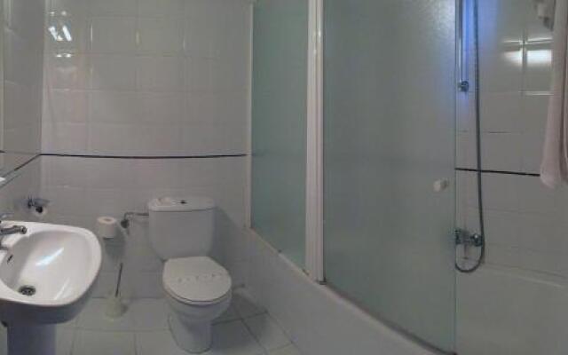 Apartamentos Cuevas del Mar