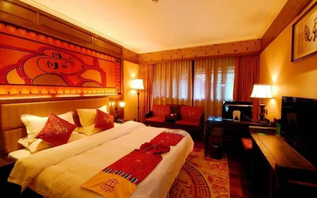 Lijiang Golden Path Hospitality