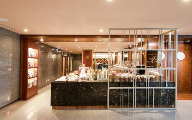 Home Hotel