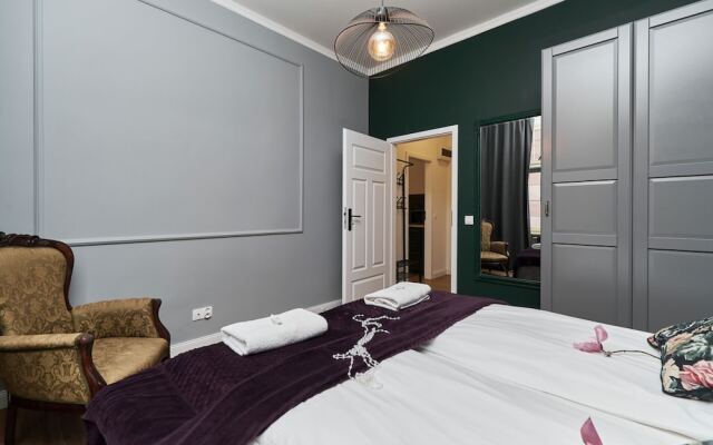 Stylish Apartments City Center Renters