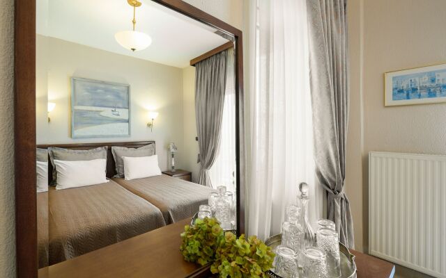 Alkyonis Hotel