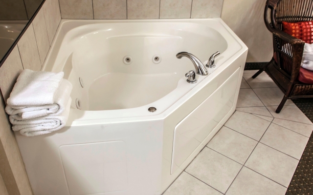 Comfort Suites Bloomington I-55 and I-74