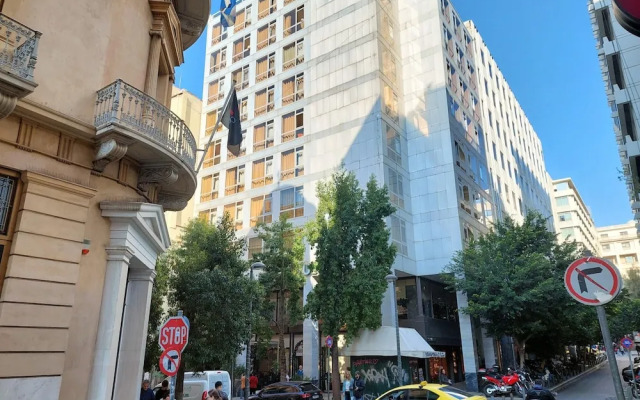 Elegant Apartment in Parliament Square