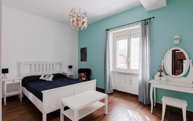 Scarfoglio Apartment, 4 persone, 2 camere, balcone, Wi-Fi, Stazione Tiburtina