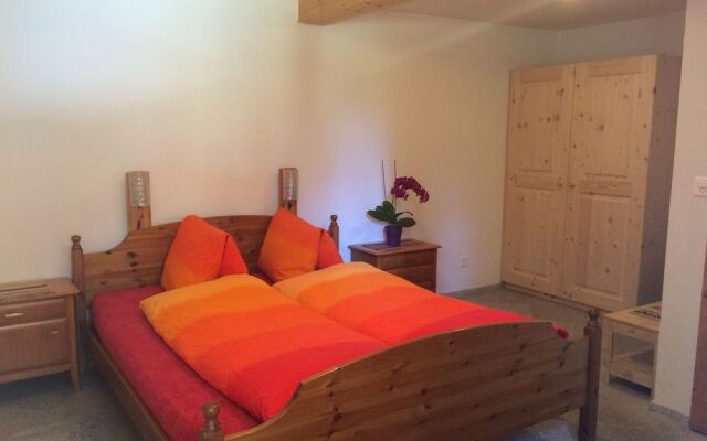BnB Guesthouse Lusi – Guest Rooms – Davos