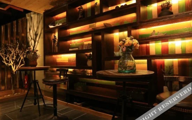 西湖隐庐酒店(杭州雷锋塔店)