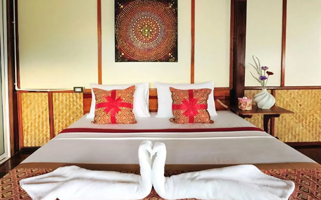 Phuphaya Seaview Resort