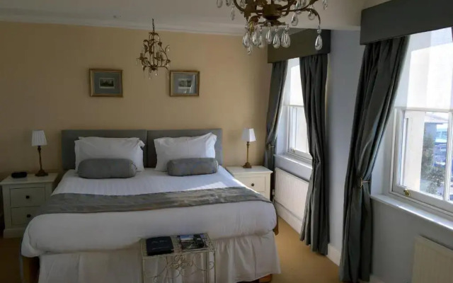 Pier View Self Catering Luxury Apartments