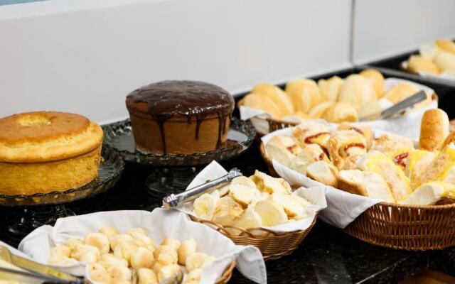 Dr. Marinho Apart Hotel