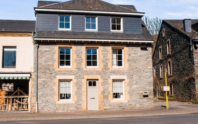 Suave Holiday Home in Vresse-sur-semois With Garden