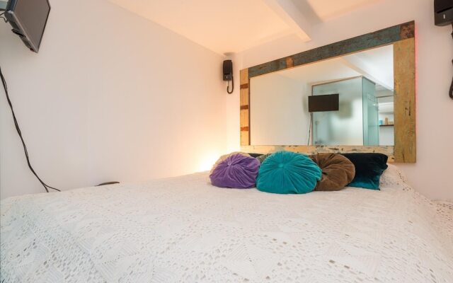 Rsh Trastevere Enchanting Apartment