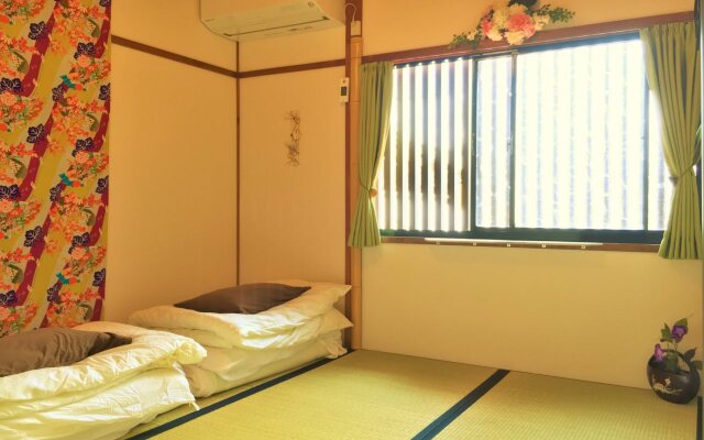 Guest House Oumi - Hostel