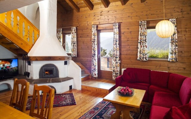 Luxurious Apartment With Swimming Pool in Matrei