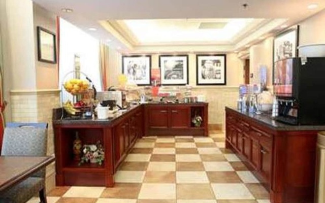 Hampton Inn Toronto/Mississauga