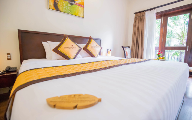 Diamond Bay Resort and Spa