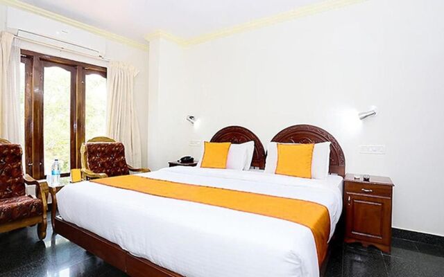 Fabhotel Wateredge Beach Resort