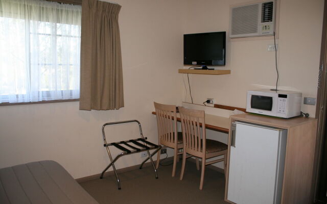 Marriott Park Motel