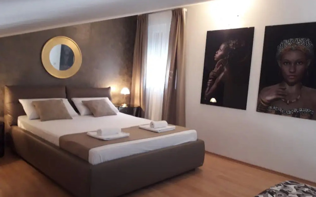 Luxury Three-bedroom Apartment With Amazing Overlook at the sea