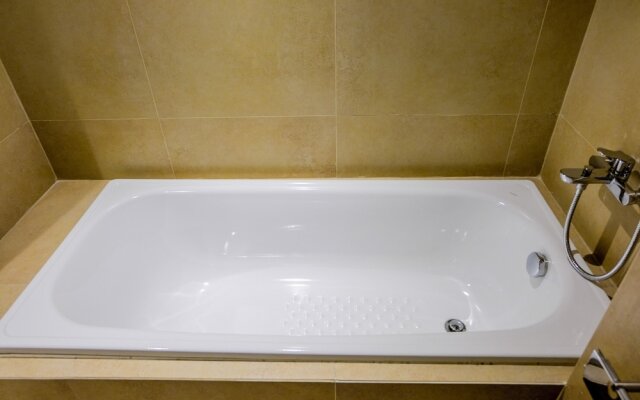 Brand New 2BR The Branz Apartment