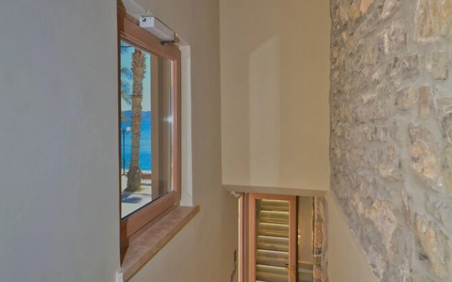 Villasonboard Rock Villa 3bed Jacuzzi Seaside