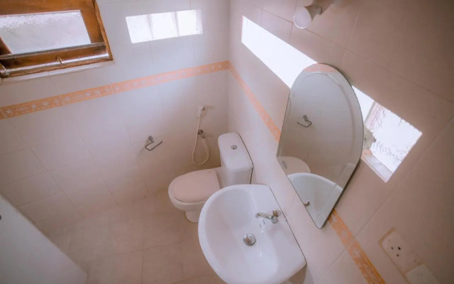 New Surf Paradise Bungalow