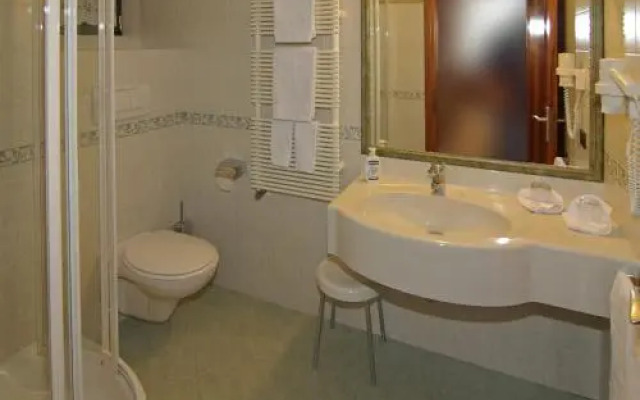 Cësa Marmolada - Art Chalet