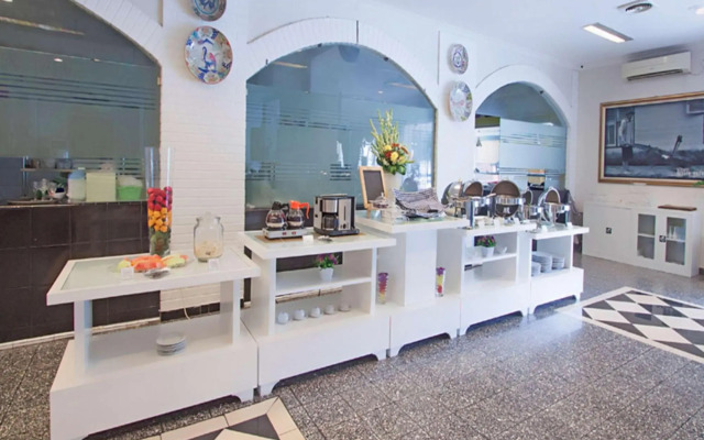 F Hotel Jakarta