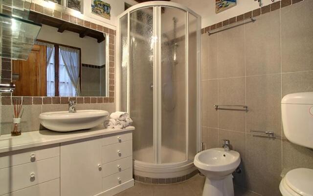 Panzani Apartment with Two Bedrooms