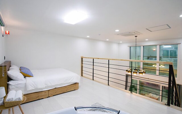 Gapyeong Animal Caravan Pension