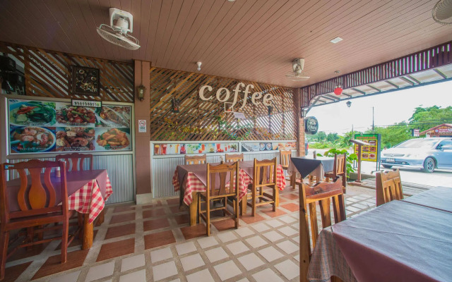 Srichada Hotel Khaolak