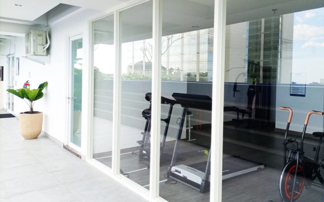 Fancy And Comfortable Studio At Mataram City Apartment