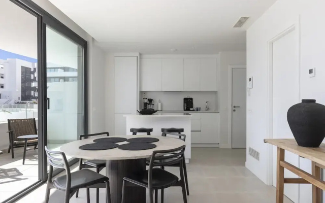 Luxury Apartment With Terrace in Higueron