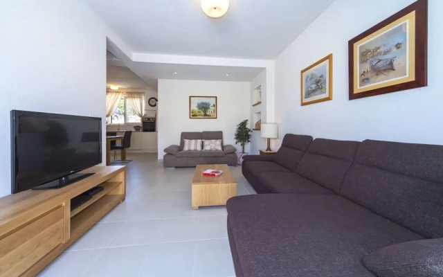 Modern Villa in Povlja With Pool