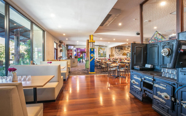 Nightcap at Wanneroo Tavern