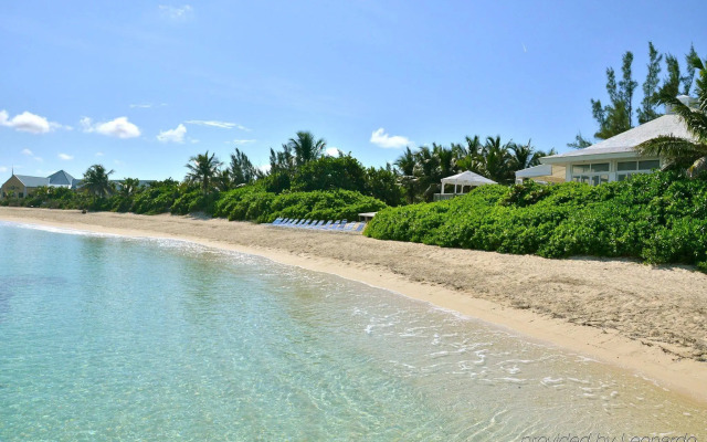 Sandyport Beach Resort