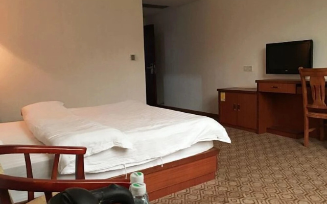 Xintiandi Hot Spring Hotel – Guest Rooms – Heyuan