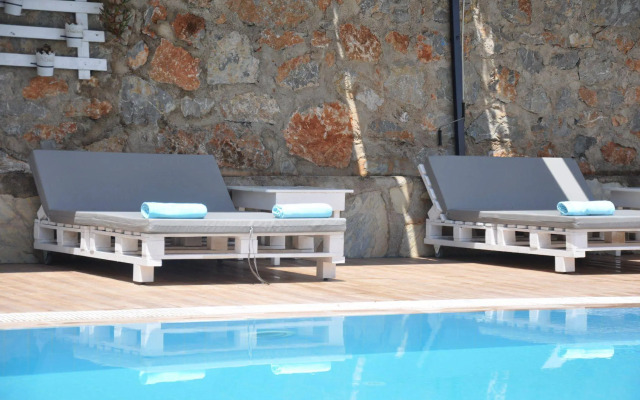Lacivert Boutique Hotel