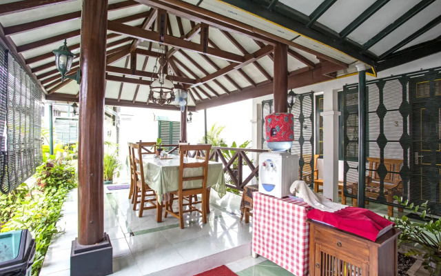 RedDoorz near Adisucipto Airport