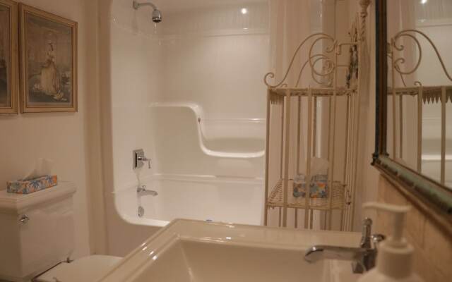 The Old Bank House Bed & Breakfast