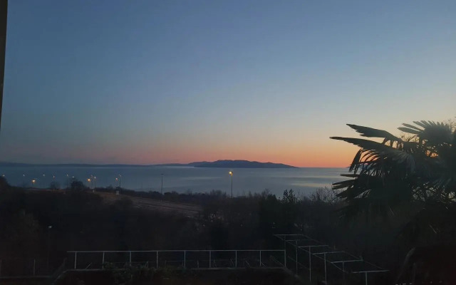 NEW, cozy&sea view apartment