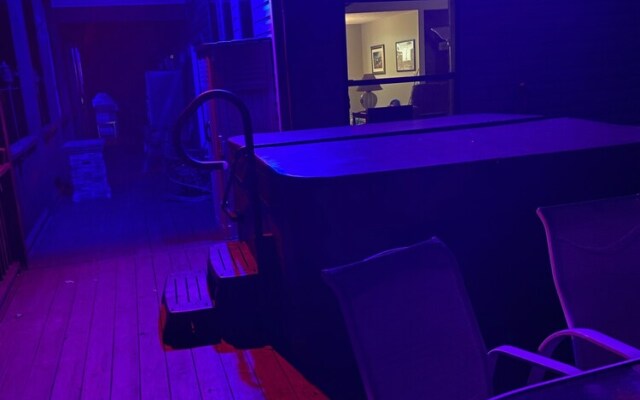 Bonnie View 21 4 Bedroom Home by Redawning