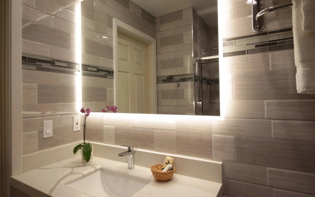 Mirage Inn and Suites